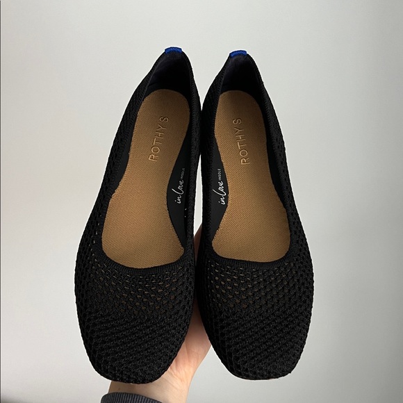 Tried on 1x Rothy’s in love insole the max square honeycomb mesh black loafers - Picture 3 of 9